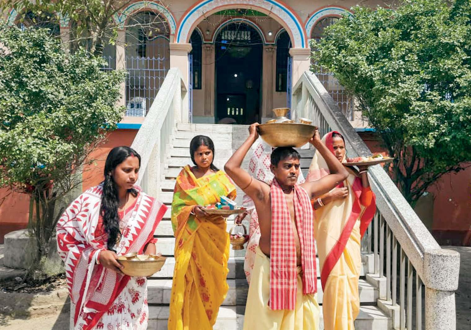 जातिवाद की दीवार टूटी